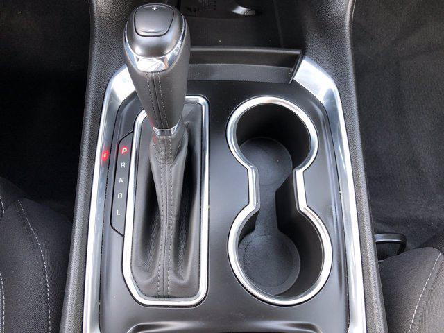 Photo of 2020 Iridescent Pearl Tricoat Chevrolet Traverse
