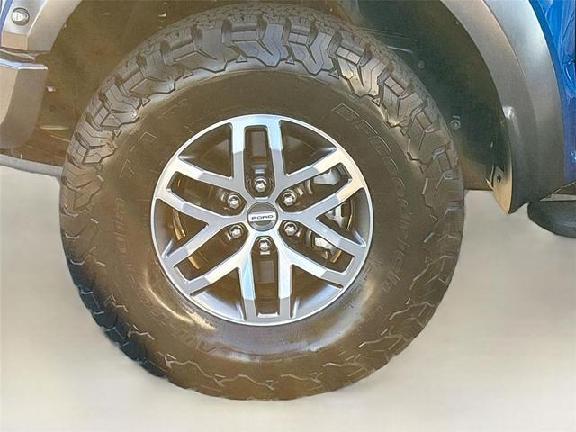 Photo of 2018 Lightning Blue Ford F-150