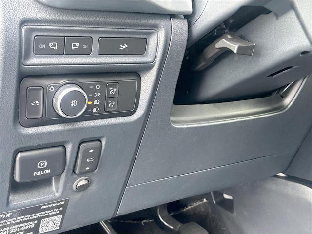 Photo of 2022 Oxford White Ford F-150