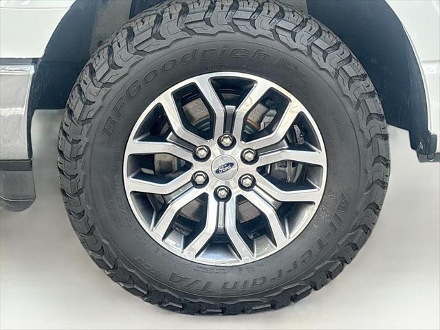 Photo of 2022 Oxford White Ford F-150