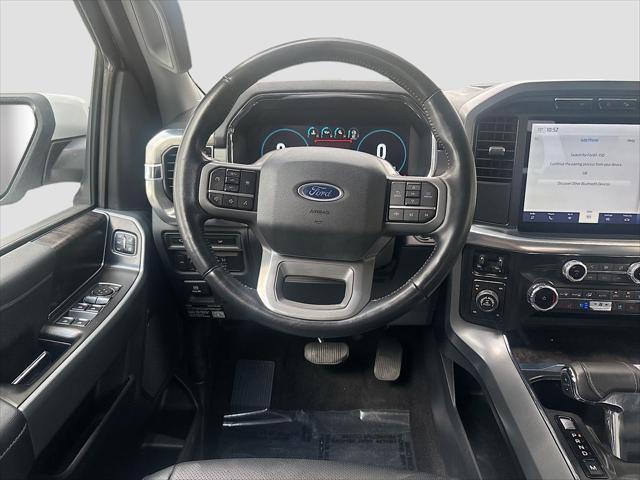 Photo of 2022 Oxford White Ford F-150