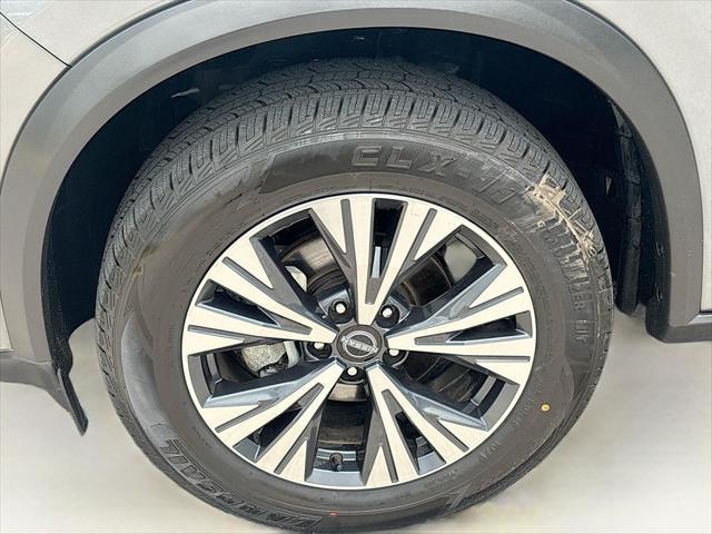 Photo of 2023 Gun Metallic Nissan Rogue