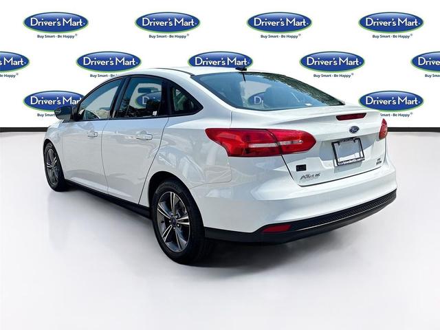 Photo of 2018 Oxford White Ford Focus