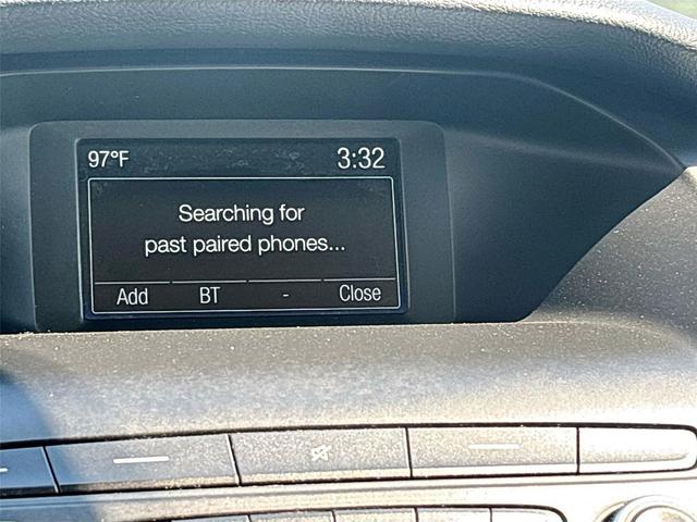 Photo of 2018 Oxford White Ford Focus