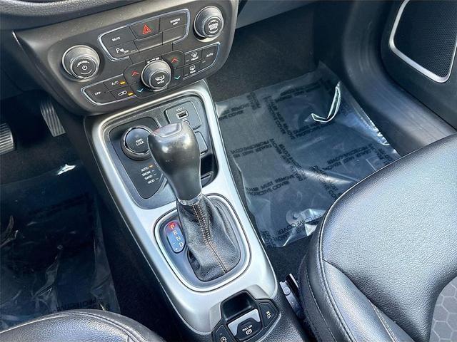 Photo of 2020 Jazz Blue Pearlcoat Jeep Compass