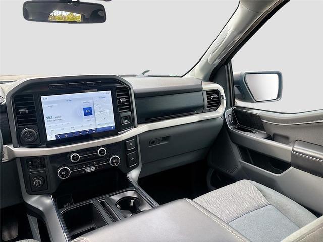 Photo of 2021 Iconic Silver Metallic Ford F-150