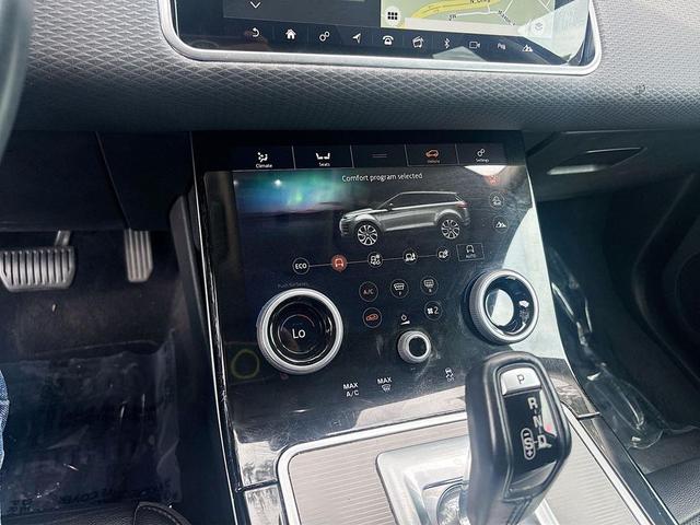 Photo of 2020 Eiger Grey Metallic Land Rover Range Rover Evoque