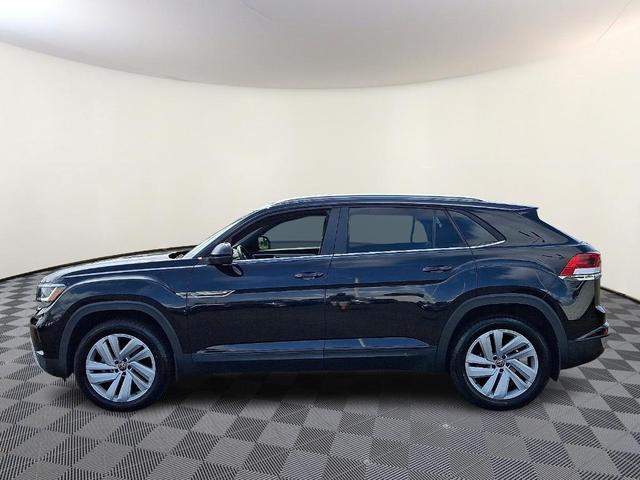 Photo of 2021 Deep Black Pearl Effect Volkswagen Atlas Cross Sport