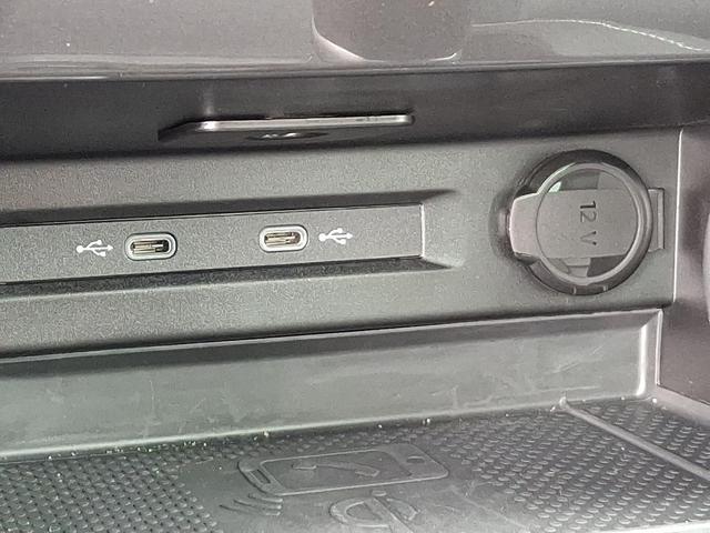 Photo of 2024 Pyrite Silver Metallic Volkswagen Tiguan