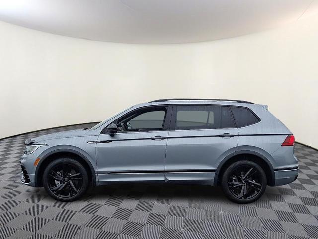 Photo of 2024 Pyrite Silver Metallic Volkswagen Tiguan