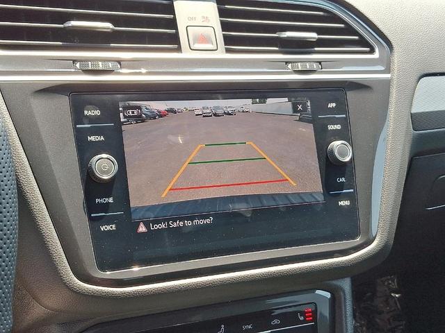Photo of 2024 Pyrite Silver Metallic Volkswagen Tiguan