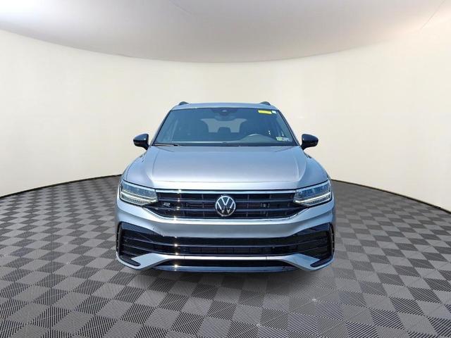 Photo of 2024 Pyrite Silver Metallic Volkswagen Tiguan