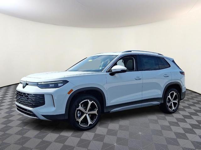 Photo of 2025 Pure White Volkswagen Tiguan