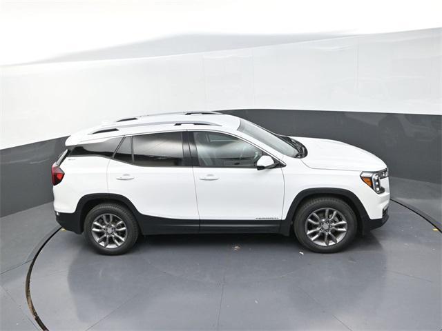 Photo of 2023 Summit White GMC Terrain
