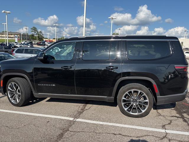 2022 Jeep Wagoneer