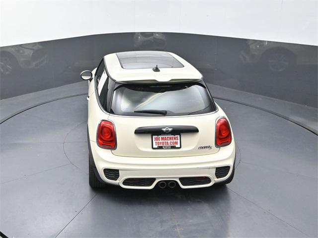Photo of 2015 Pepper White MINI Hardtop