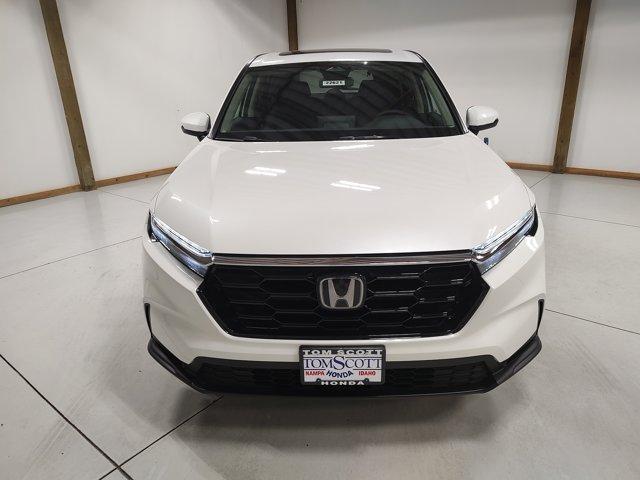 Photo of 2026 Platinum White Pearl Honda CR-V