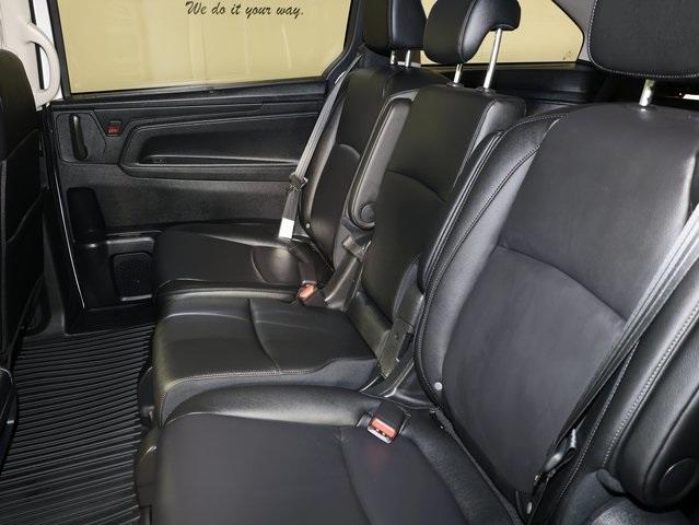 Photo of 2026 Platinum White Pearl Honda Odyssey