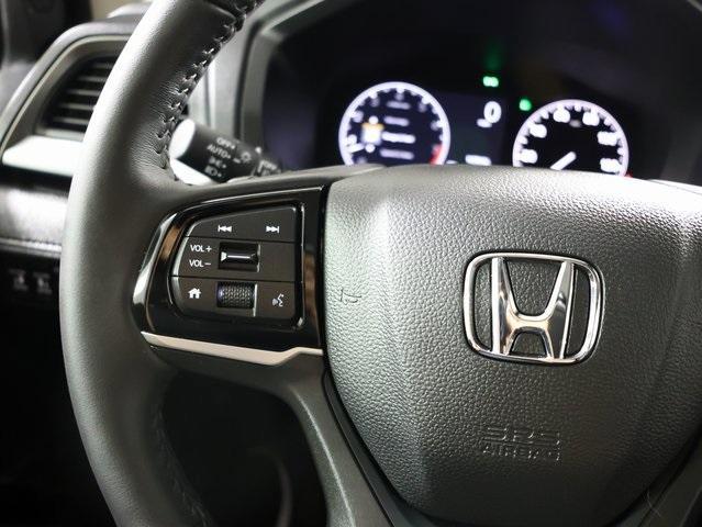Photo of 2026 Crystal Black Pearl Honda Odyssey