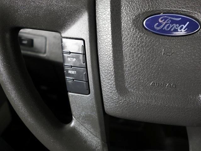 Photo of 2014 Oxford White Ford F-150