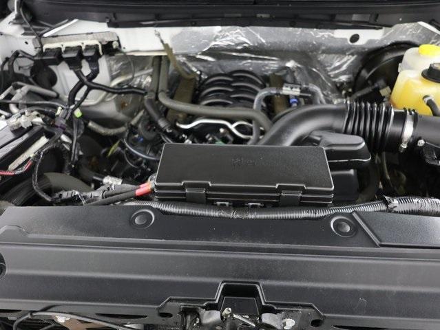 Photo of 2014 Oxford White Ford F-150