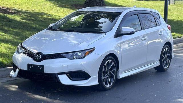 2016 Scion IM