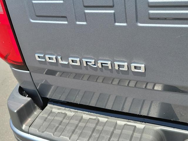 Photo of 2022 Satin Steel Metallic Chevrolet Colorado