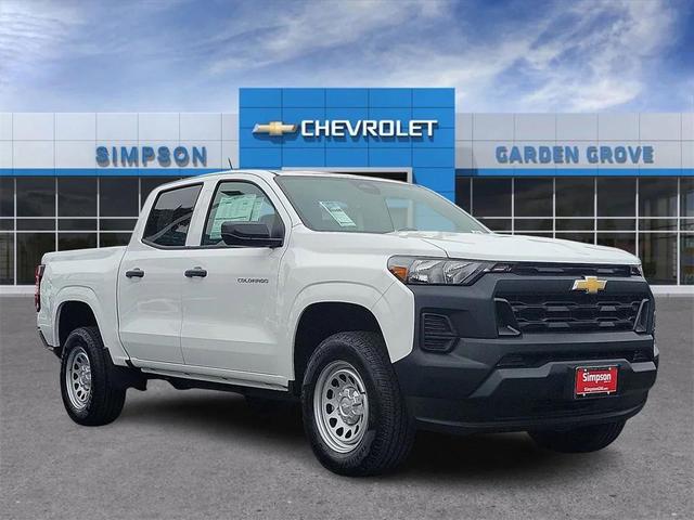 Photo of 2026 Summit White Chevrolet Colorado
