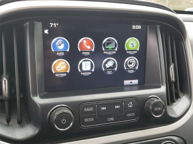 Photo of 2016 Summit White GMC Canyon