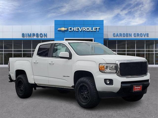 Photo of 2016 Summit White GMC Canyon