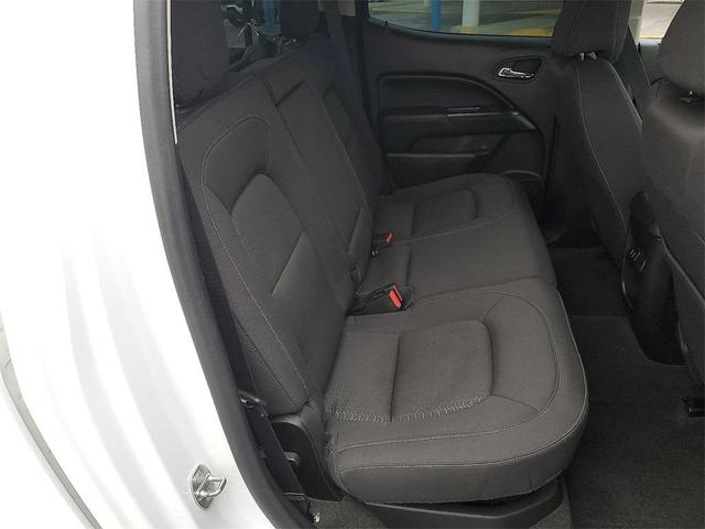 Photo of 2016 Summit White GMC Canyon
