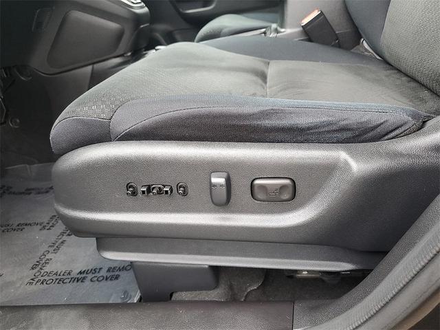Photo of 2015 Kona Coffee Metallic Honda CR-V