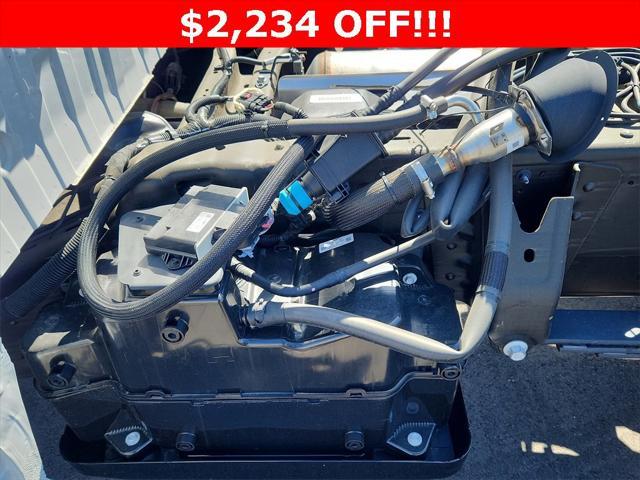 Photo of 2025 Summit White Chevrolet Silverado 3500