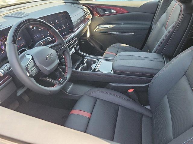 Photo of 2026 Mosaic Black Metallic Chevrolet Traverse