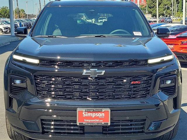 Photo of 2026 Mosaic Black Metallic Chevrolet Traverse