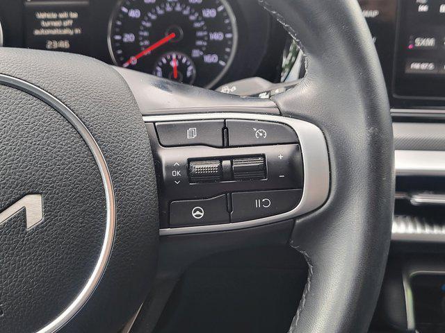 Photo of 2022 Ebony Black Kia K5