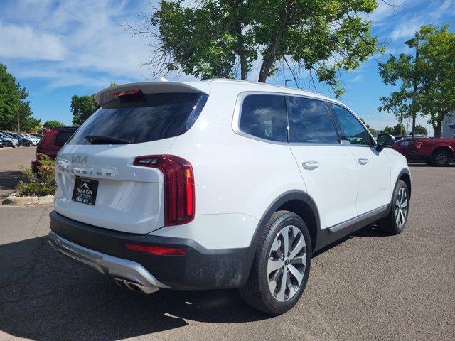 Photo of 2022 Glacial White Pearl Kia Telluride