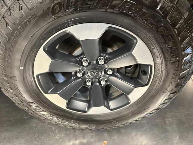 Photo of 2019 Bright White Clearcoat RAM 1500