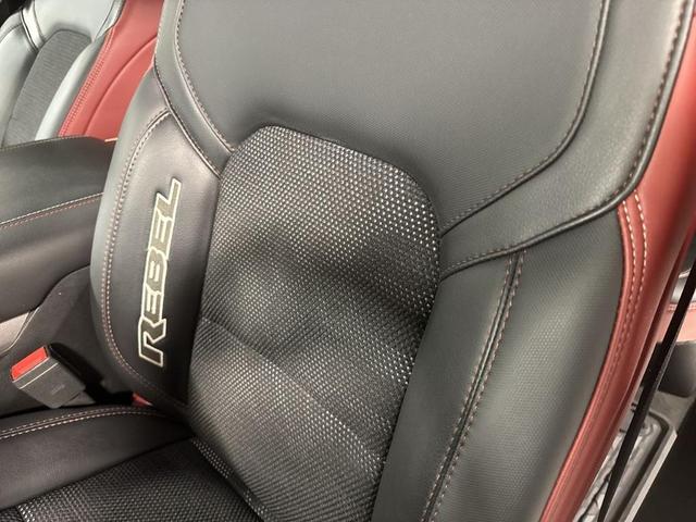 Photo of 2019 Bright White Clearcoat RAM 1500