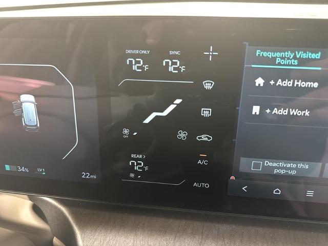 Photo of 2026 Glacial White Pearl Kia EV9