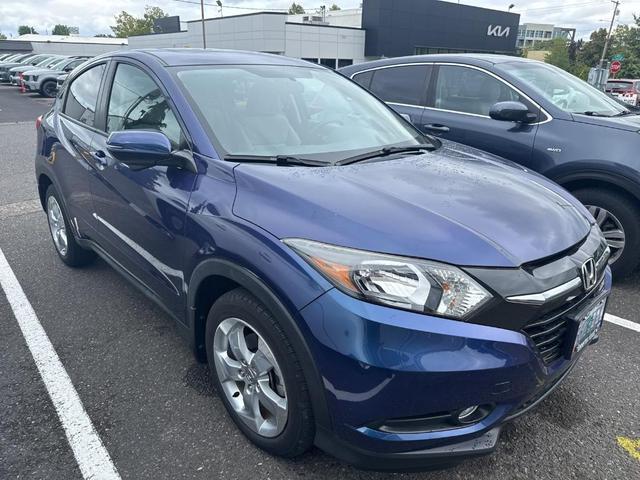 Photo of 2016 Deep Ocean Pearl Honda HR-V