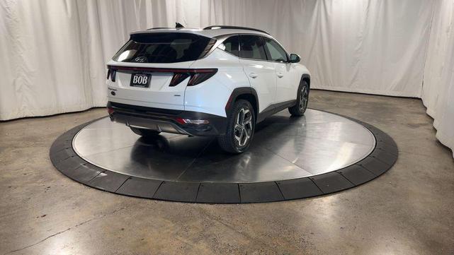 Photo of 2022 Quartz White Hyundai TUCSON