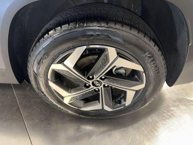 Photo of 2022 Quartz White Hyundai TUCSON