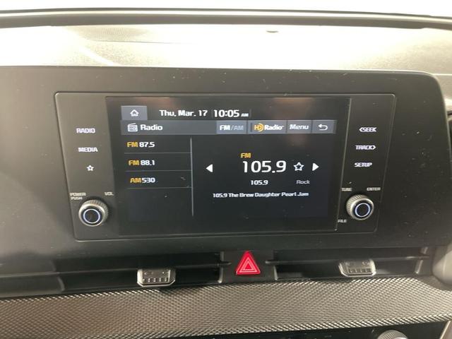Photo of 2023 Snow White Pearl Kia Sportage