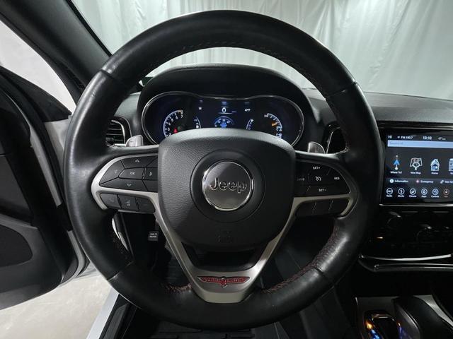 Photo of 2019 Bright White Clearcoat Jeep Grand Cherokee