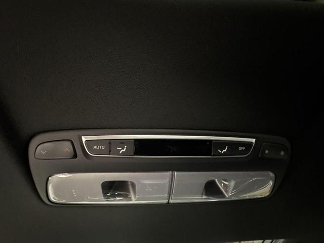 Photo of 2025 Ebony Black Kia Telluride