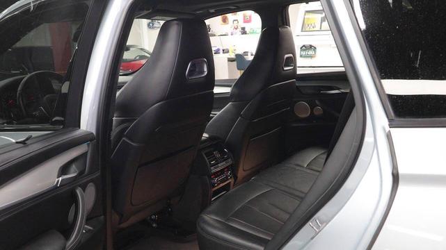 Photo of 2016 Donington Gray Metallic BMW X5 M