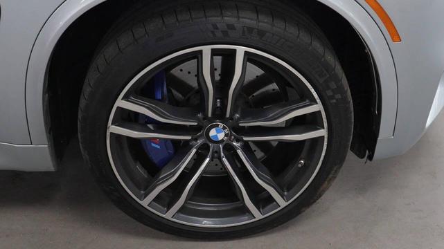 Photo of 2016 Donington Gray Metallic BMW X5 M