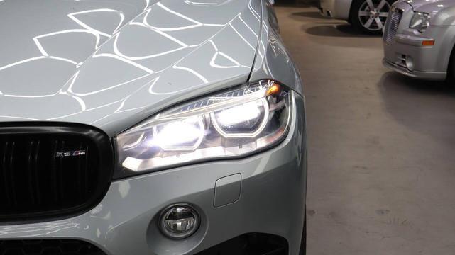 Photo of 2016 Donington Gray Metallic BMW X5 M