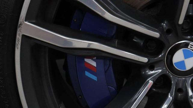 Photo of 2016 Donington Gray Metallic BMW X5 M
